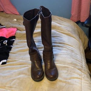 Brown boots